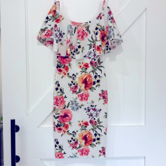 Rue 21 Floral Body-Con Dress, size XS - Picture 2 of 3